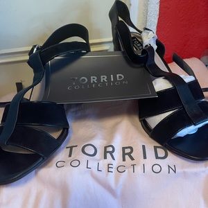 Women's Size 10W Limited Edition Torrid Black Strap High Heel Shoe 2"